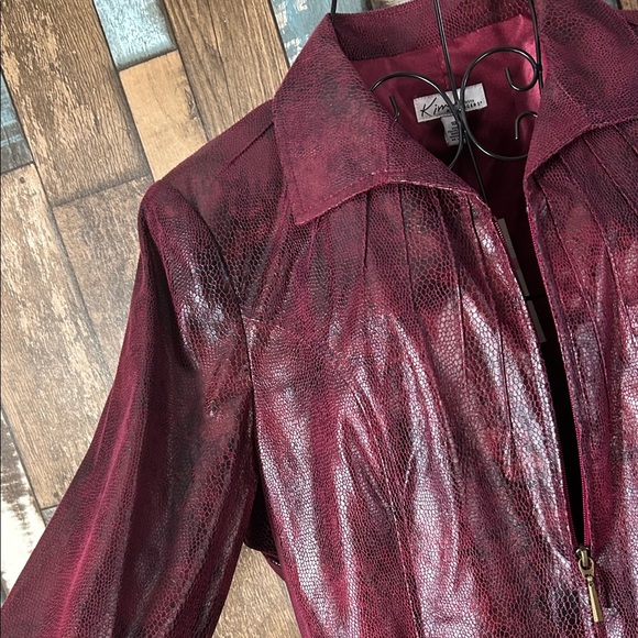 Kim Rogers Deep Red Leather Jacket - Picture 8 of 16